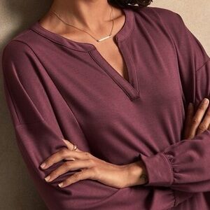 Banana Republic Notched Split-Neck V Sweatshirt Size M